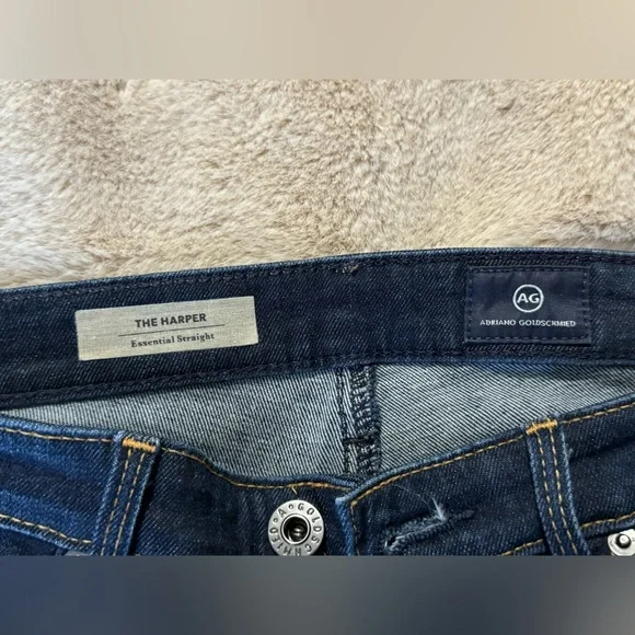 AG Harper essential straight jeans size 26R - Picture 3 of 10